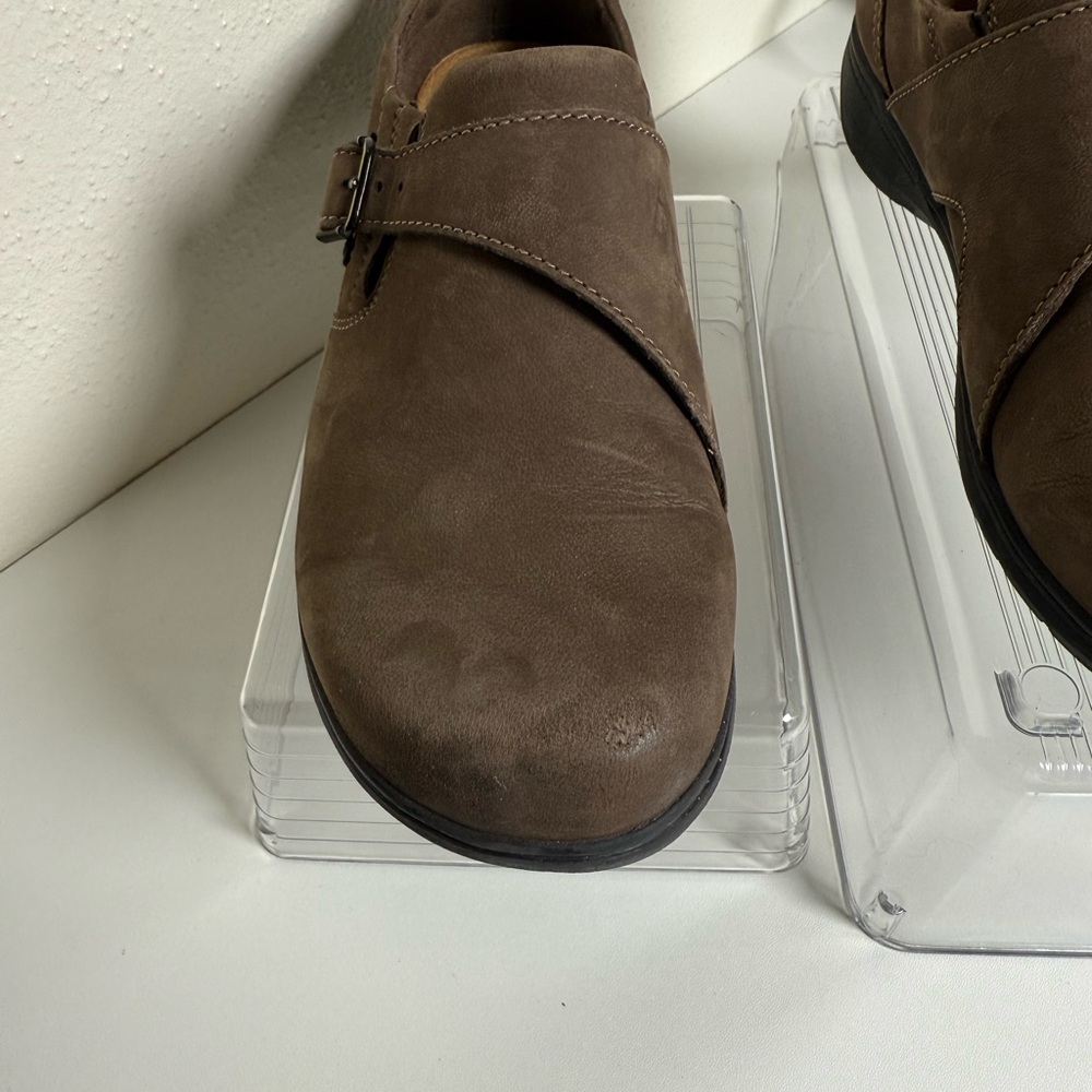 Clarks women Brown Leather Loafers - Picture 6 of 10